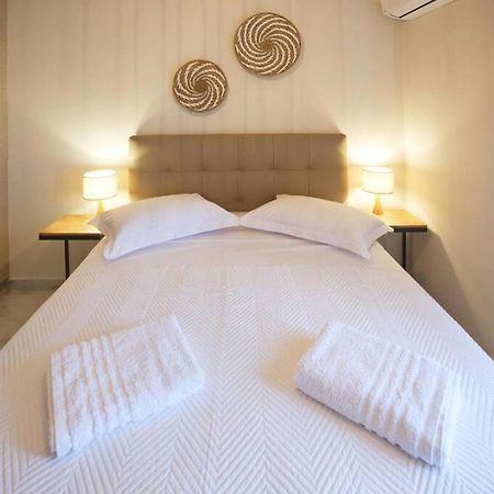 Sunny Apartment Lefkada - Lefkada Bnb Kalligoni Екстер'єр фото