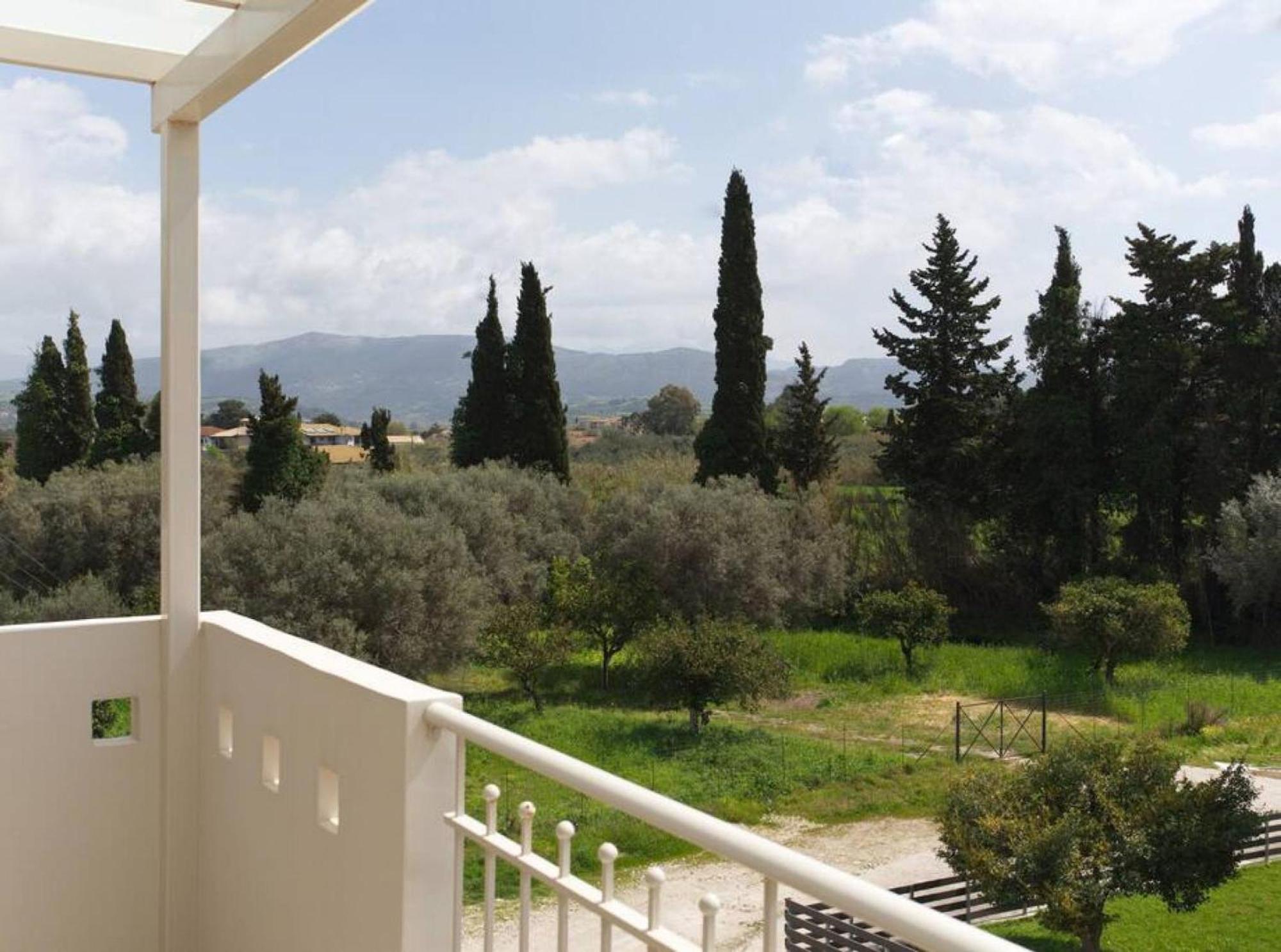 Sunny Apartment Lefkada - Lefkada Bnb Kalligoni Екстер'єр фото
