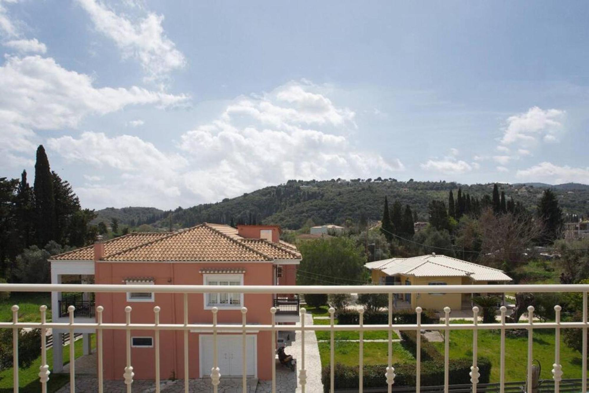 Sunny Apartment Lefkada - Lefkada Bnb Kalligoni Екстер'єр фото